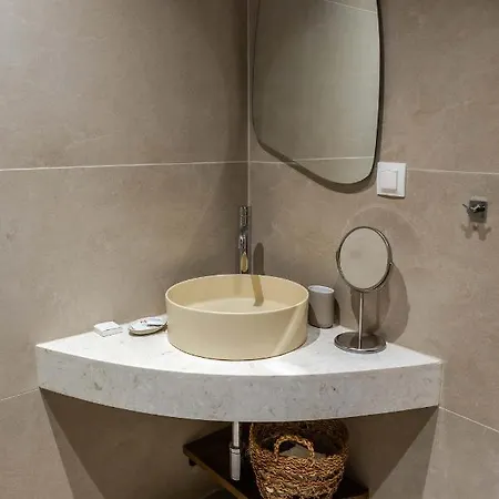 Πανσιόν Blue Μουσθένη