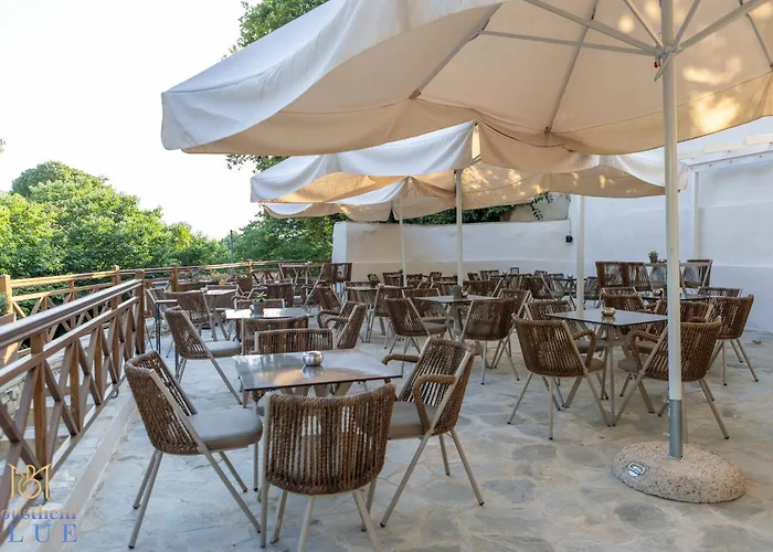 Pensión Blue Mousthéni